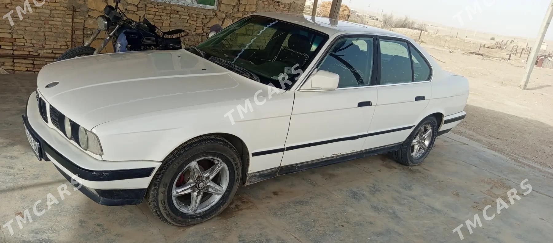 BMW 525 1992 - 30 000 TMT - Etrek - img 4