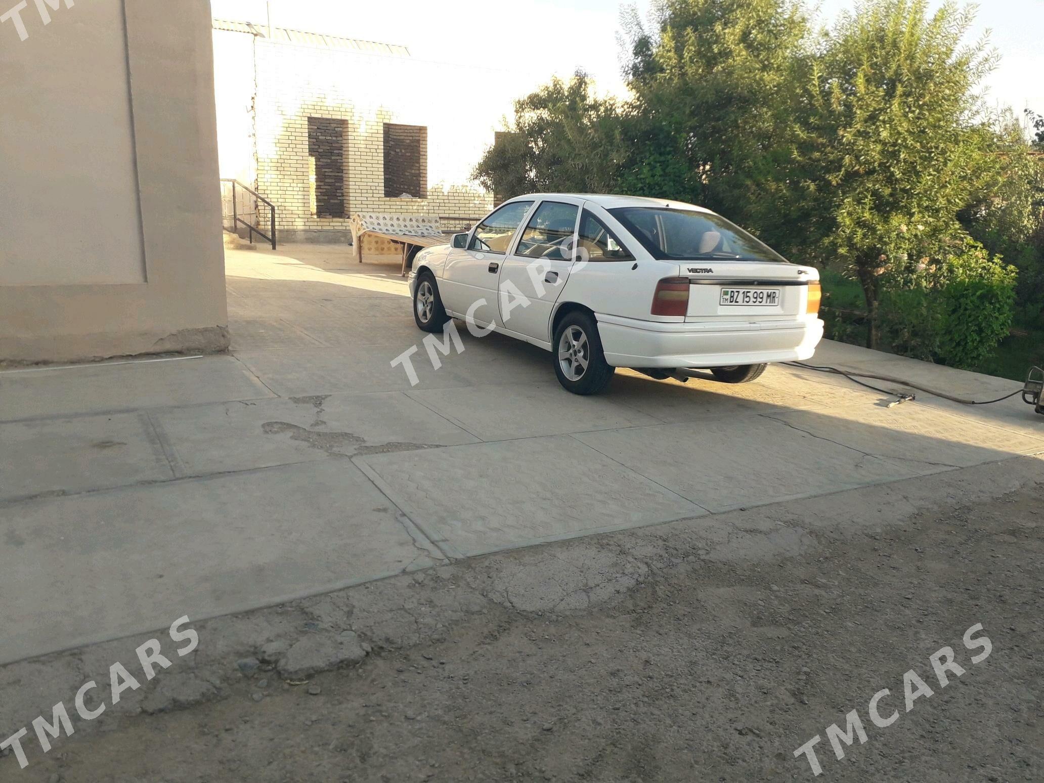 Opel Vectra 1992 - 22 000 TMT - Wekilbazar - img 3