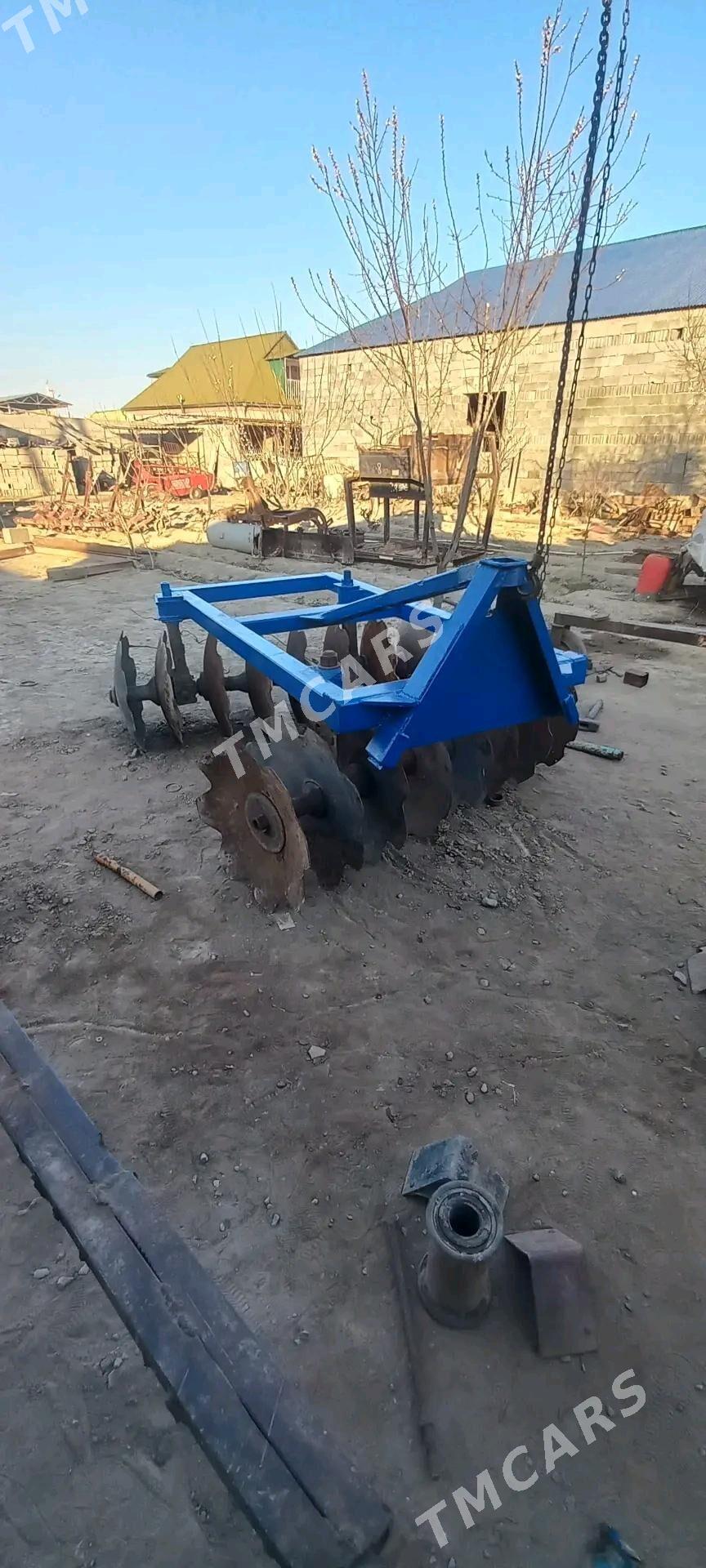 MTZ 82 2000 - 25 000 TMT - Гёкдепе - img 1