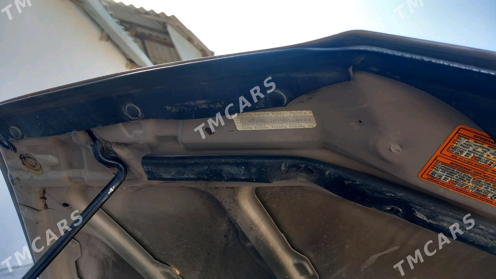 Toyota Camry 1998 - 130 000 TMT - Тагтабазар - img 10