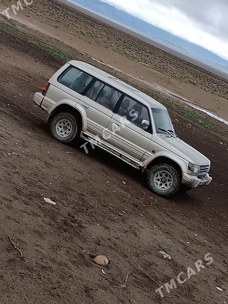 Mitsubishi Pajero 1992 - 35 000 TMT - Balkanabat - img 8