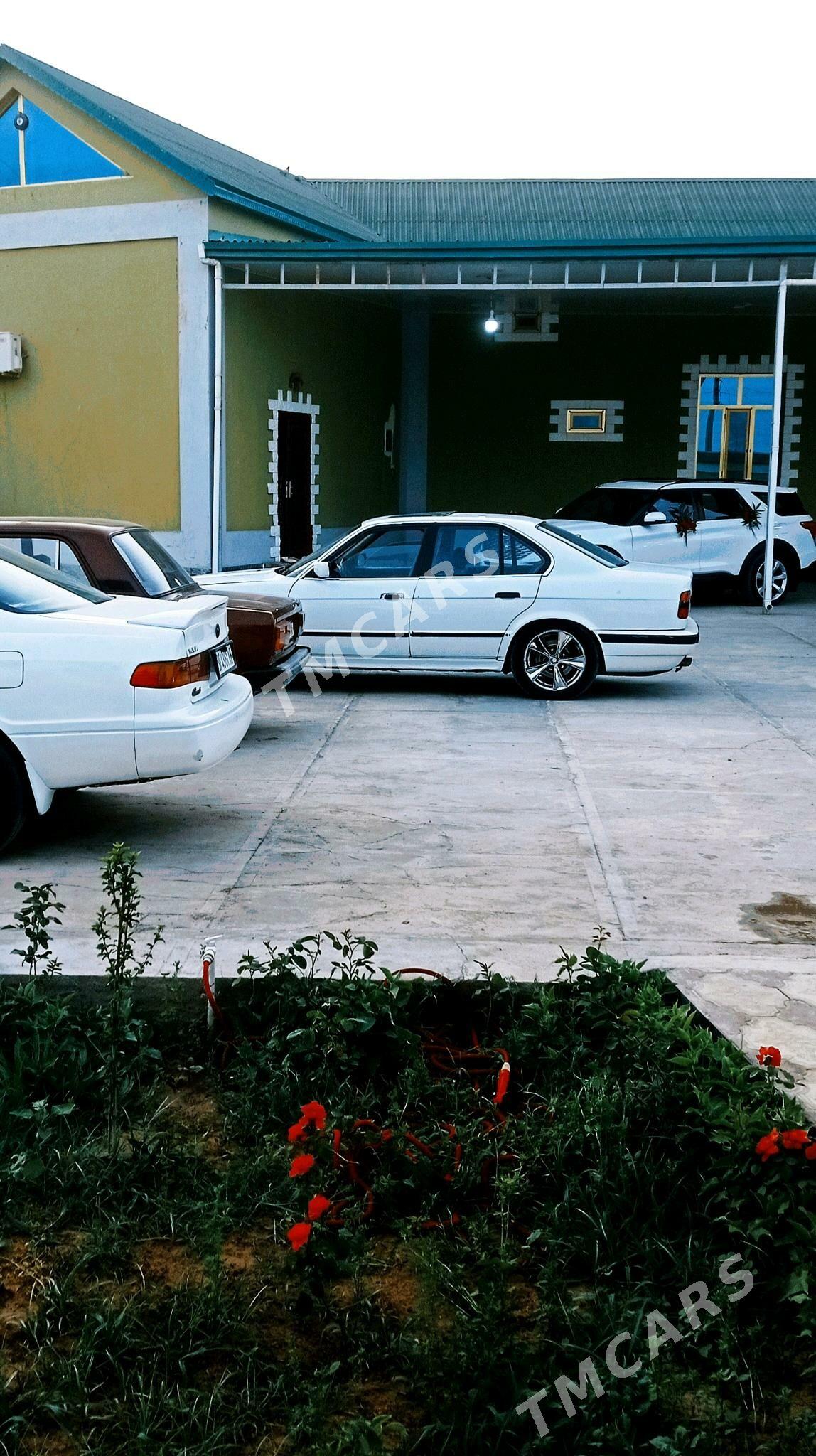 BMW 525 1990 - 45 000 TMT - Sarahs - img 4
