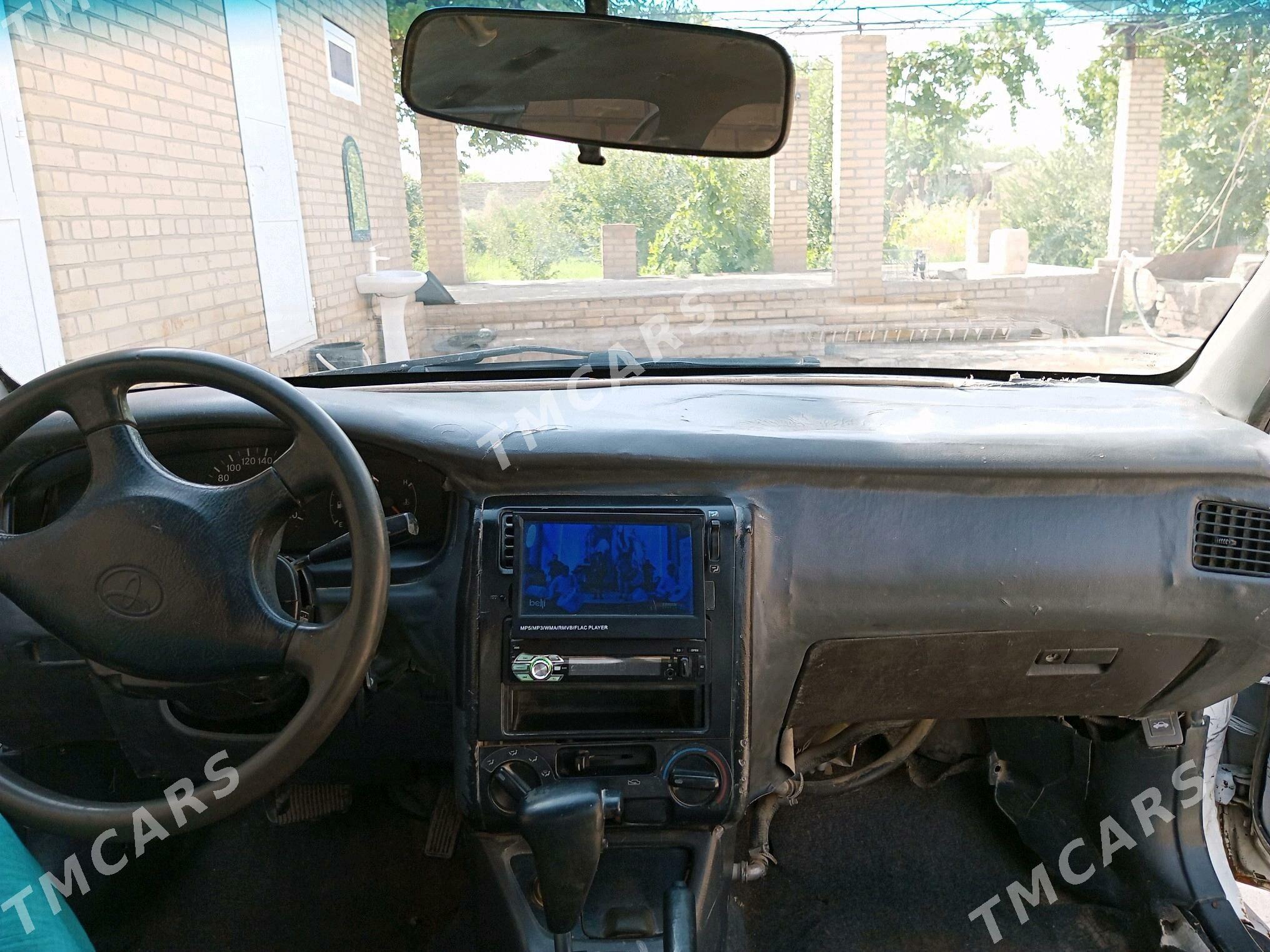 Toyota Carina 1995 - 22 000 TMT - Hojambaz - img 7