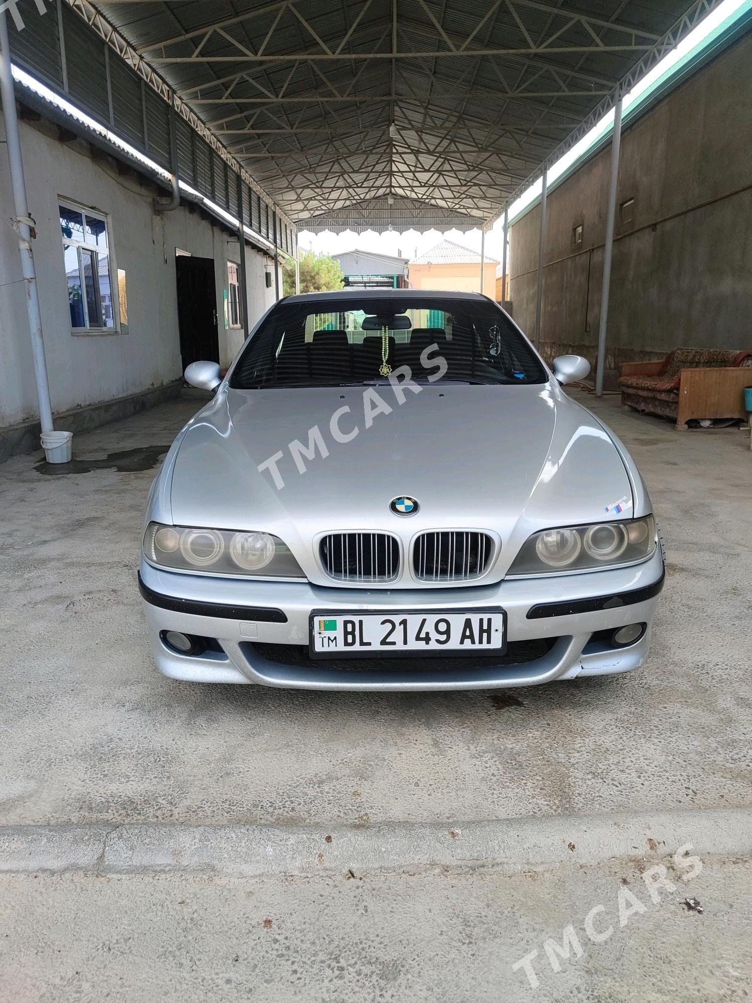 BMW 530 2001 - 120 000 TMT - Бахарден - img 6