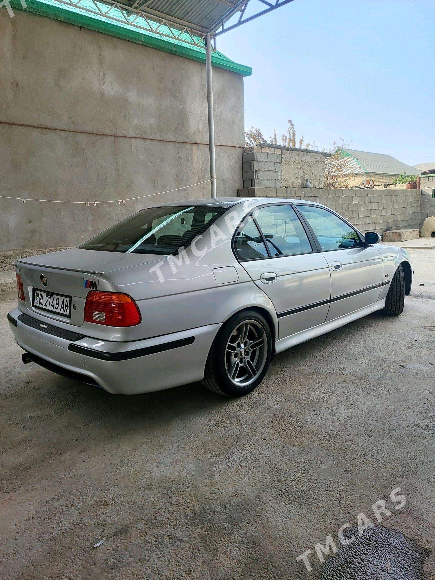 BMW 530 2001 - 120 000 TMT - Бахарден - img 7