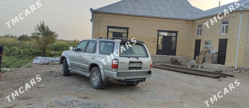 Toyota 4Runner 2002 - 150 000 TMT - Мары - img 2