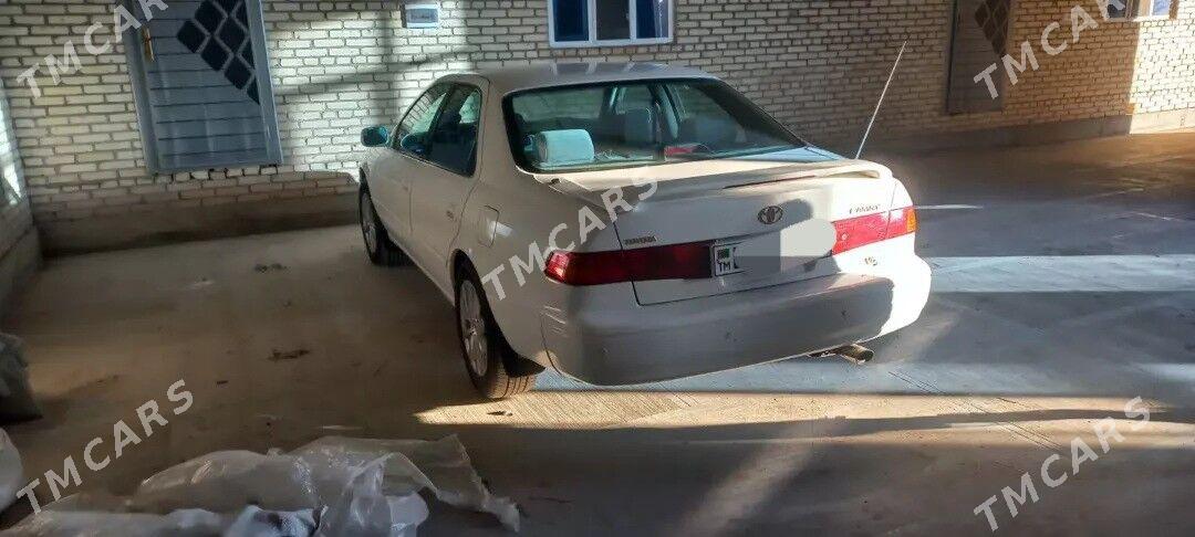 Toyota Camry 1999 - 140 000 TMT - Дянев - img 2