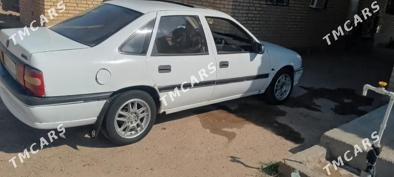 Opel Vectra 1992 - 25 000 TMT - Мары - img 3