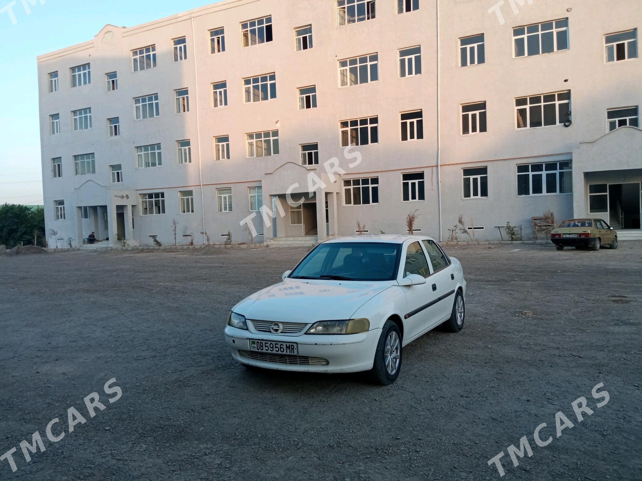 Opel Vectra 1998 - 45 000 TMT - Мургап - img 4