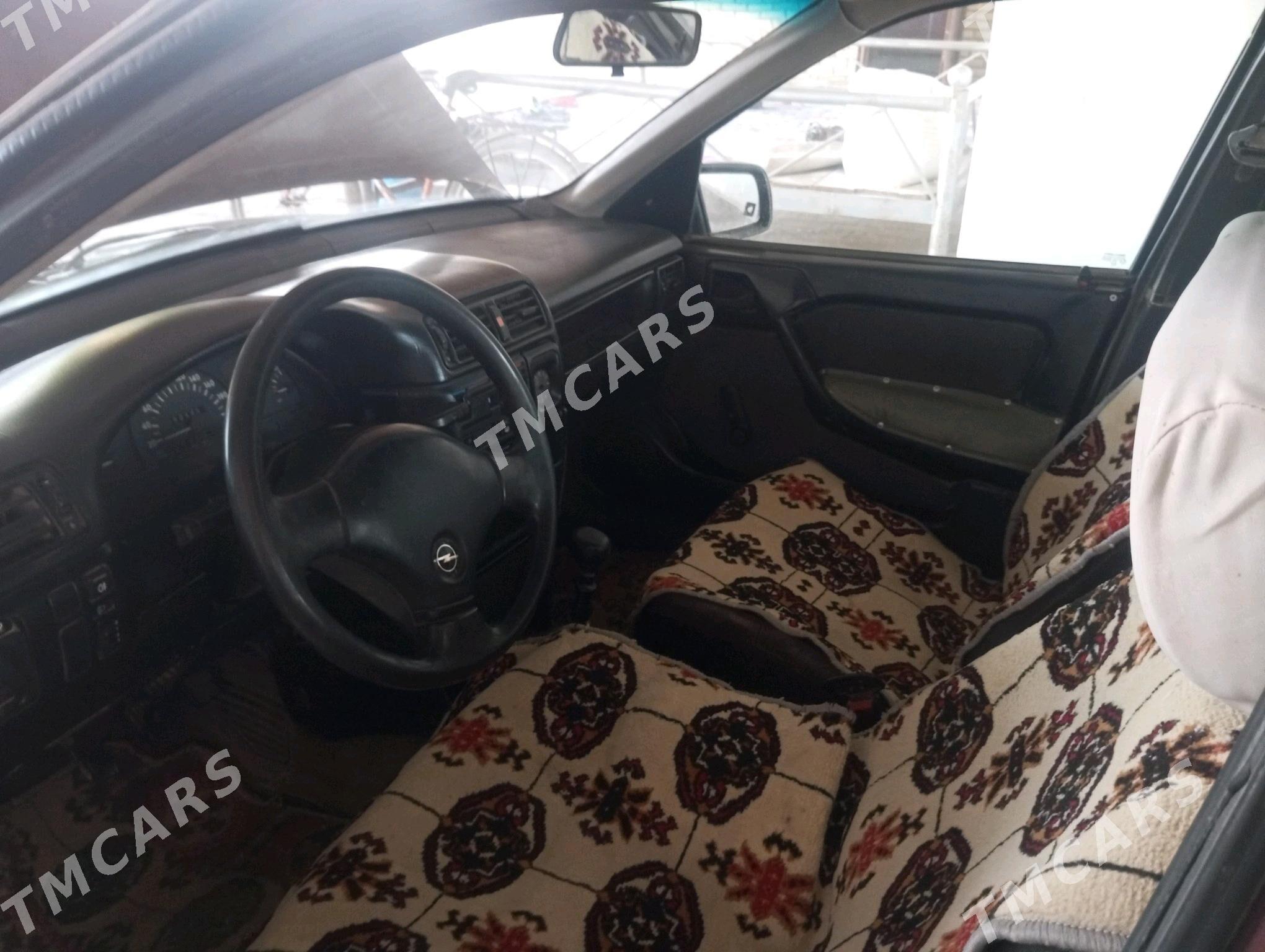 Opel Vectra 1991 - 16 000 TMT - Керки - img 5