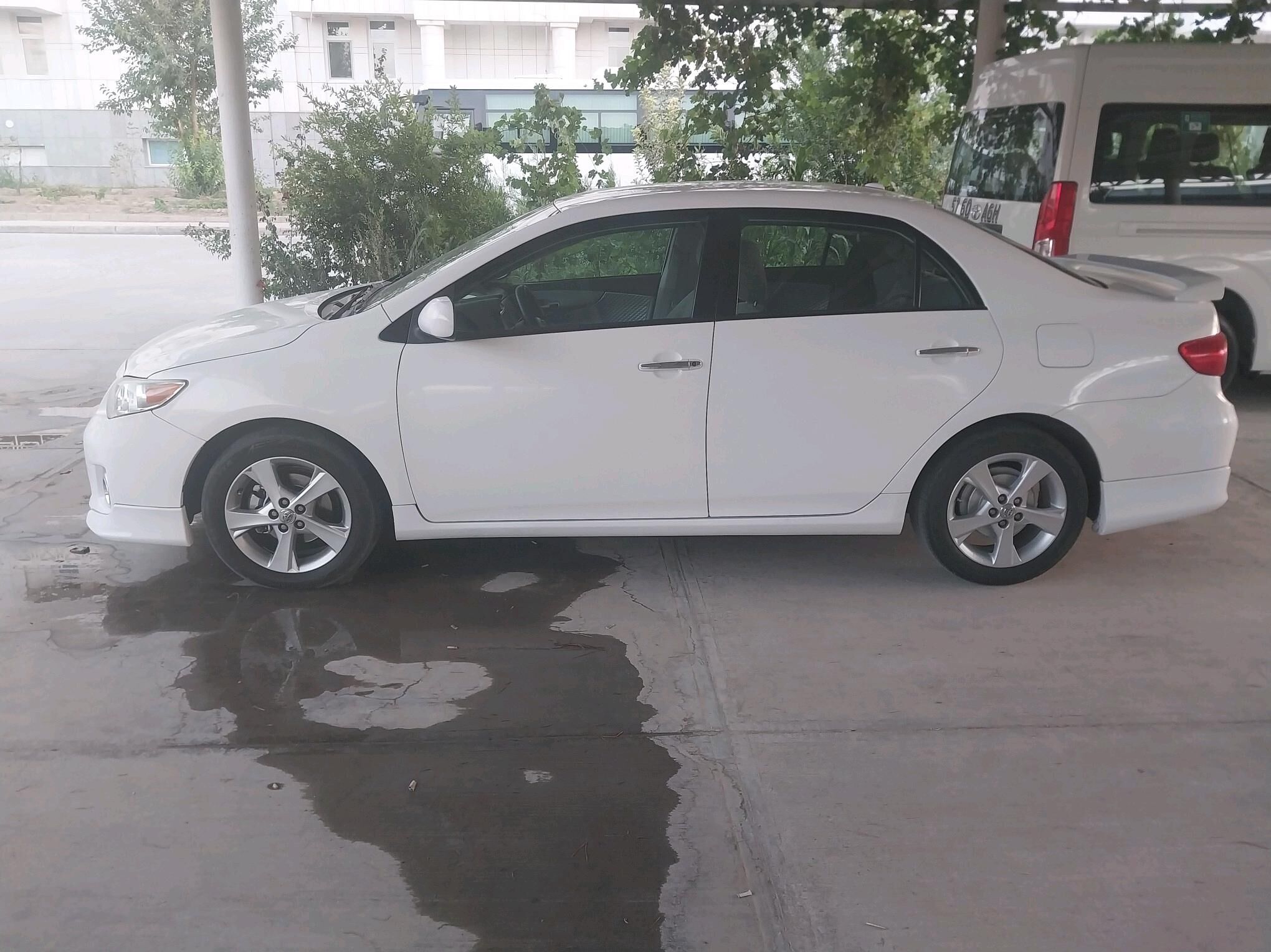 Toyota Corolla 2011 - 160 000 TMT - Aşgabat - img 6