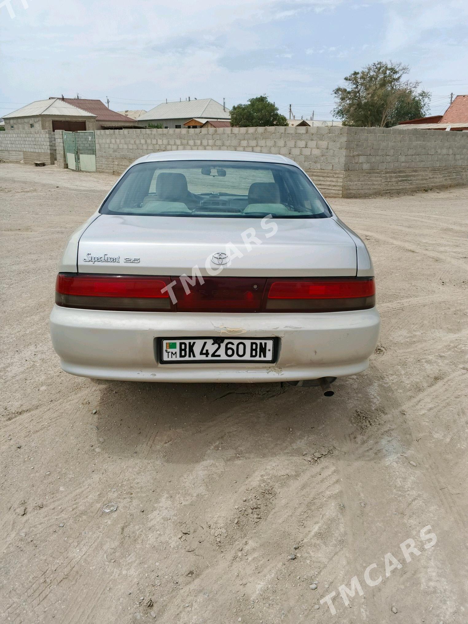 Toyota Cresta 1993 - 35 000 TMT - Гумдаг - img 4
