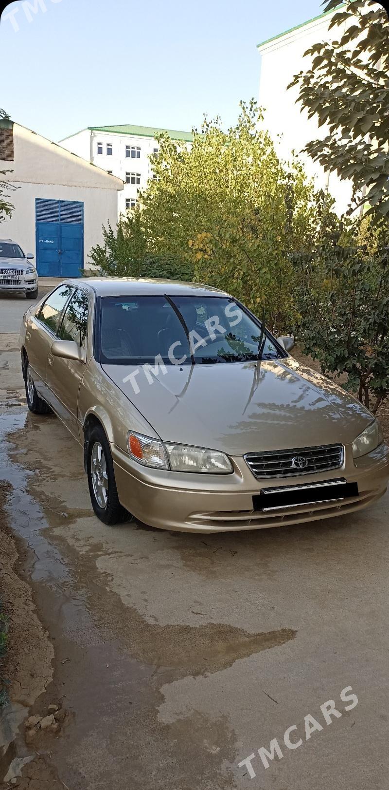 Toyota Camry 2001 - 95 000 TMT - Сакарчага - img 3