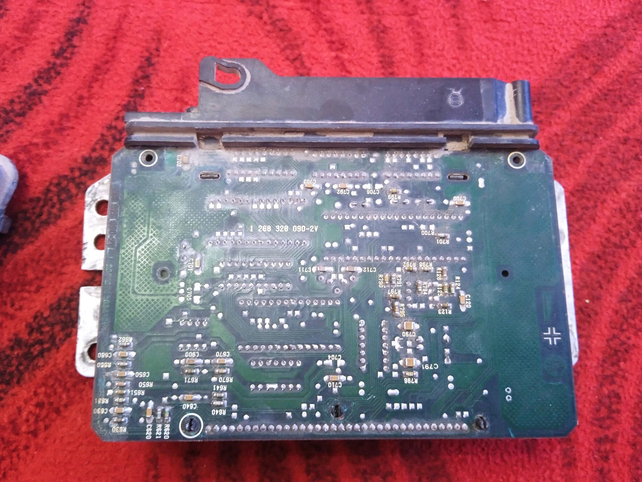 Motronic Bosch 1 200 TMT - Çärjew - img 3