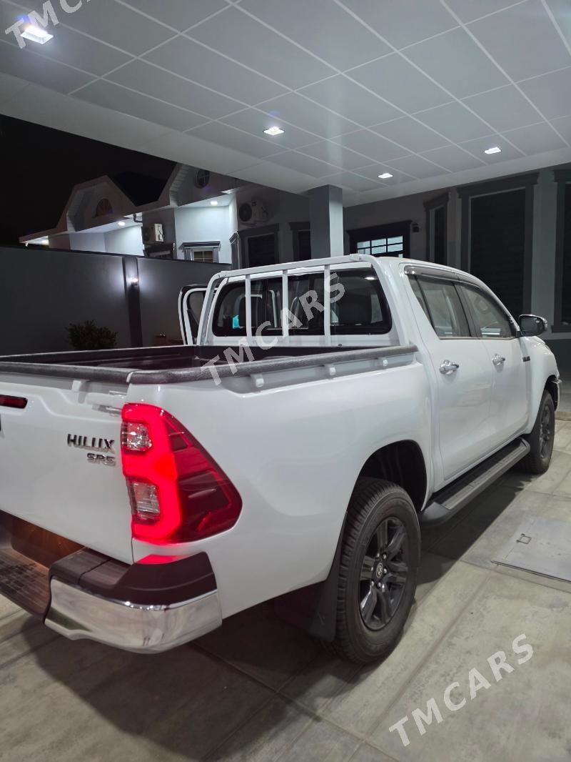 Toyota Hilux 2025 - 686 000 TMT - Arzuw - img 2