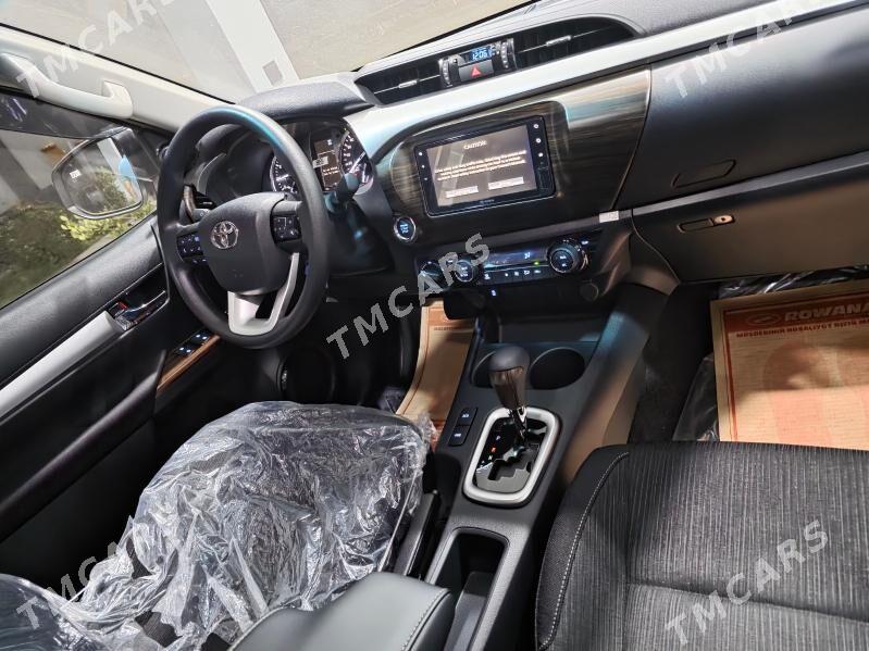 Toyota Hilux 2025 - 686 000 TMT - Arzuw - img 3