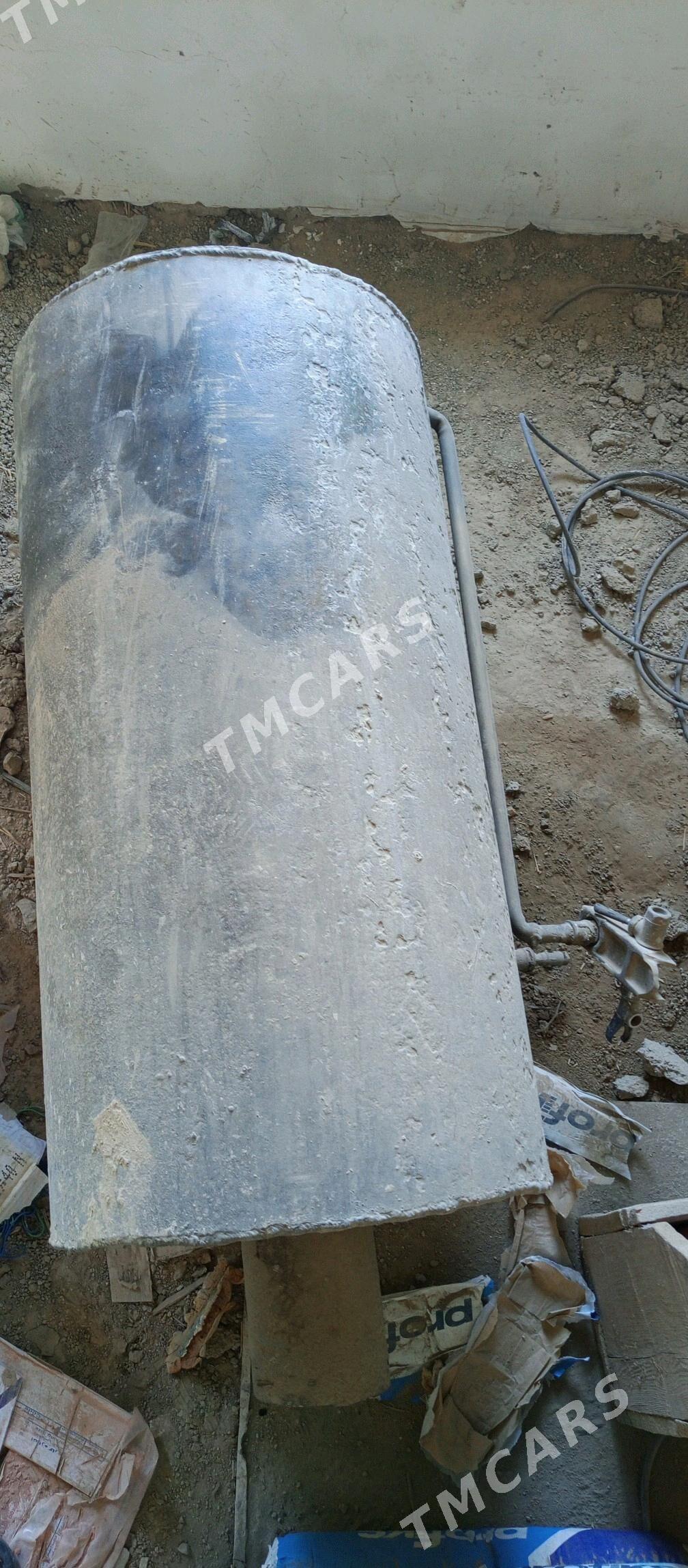 titan 200litr - Бахарден - img 2