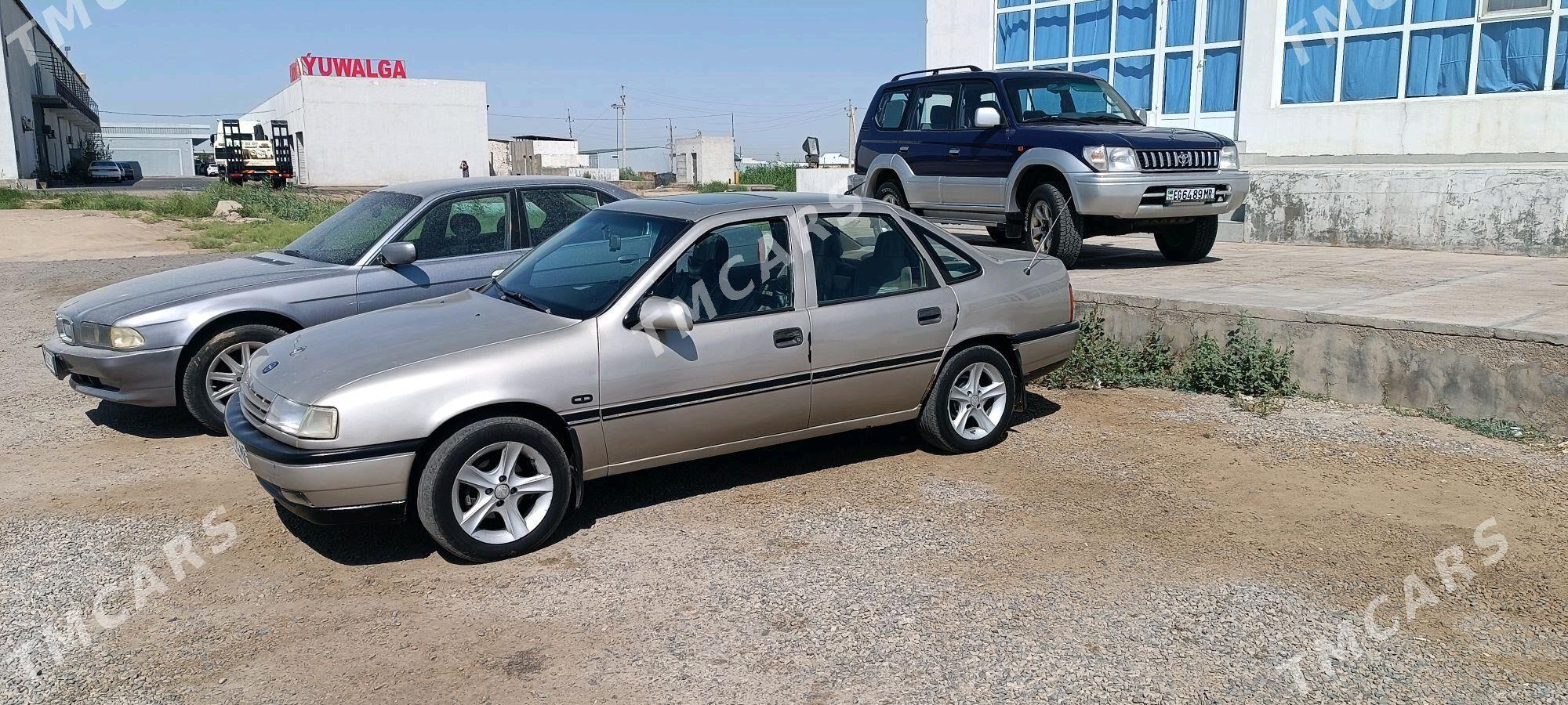 Opel Vectra 1992 - 37 000 TMT - Мары - img 4