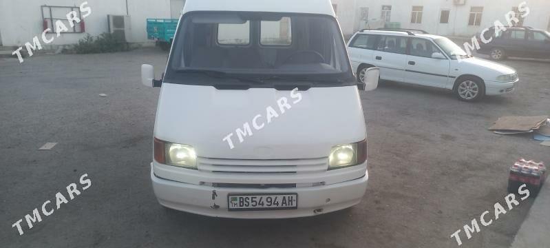 Ford Aerostar 1989 - 50 000 TMT - Бахарден - img 2