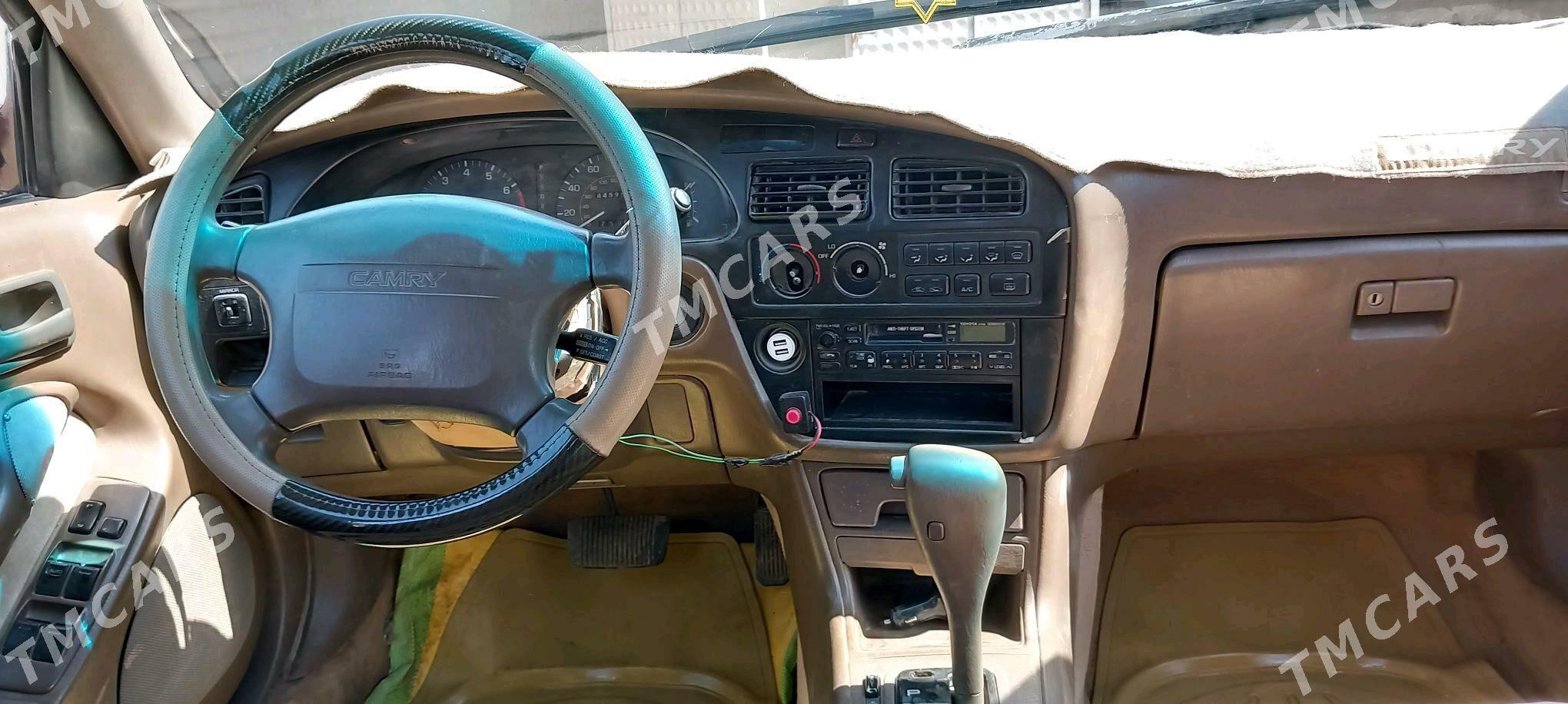Toyota Camry 1993 - 70 000 TMT - етр. Туркменбаши - img 5