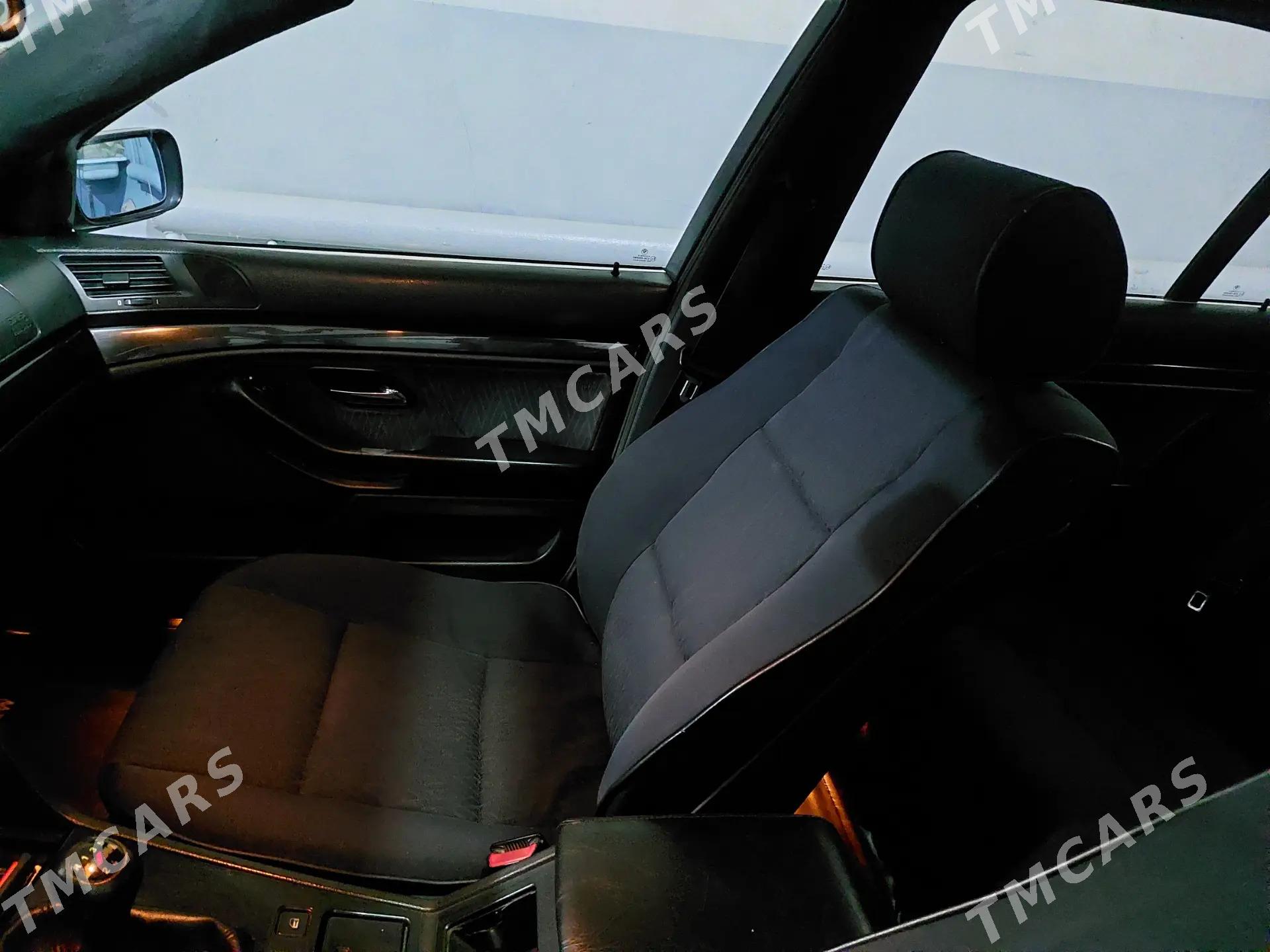 BMW E39 2000 - 105 000 TMT - Дянев - img 2