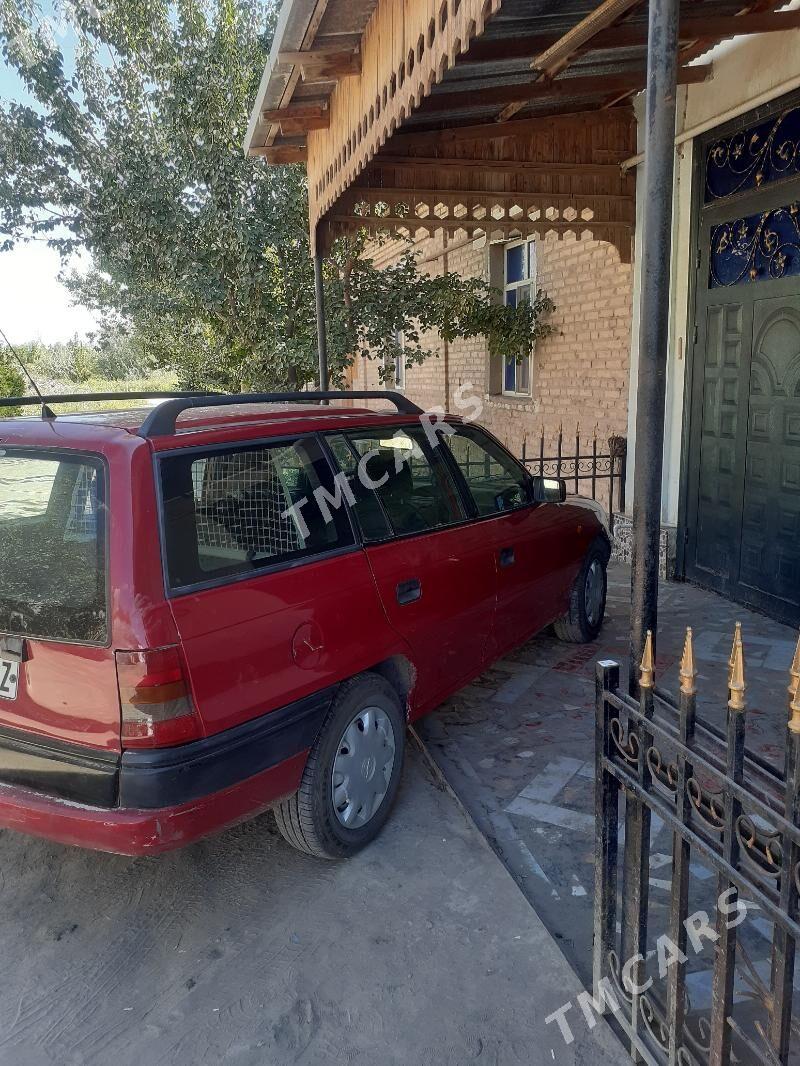 Opel Astra 1995 - 35 000 TMT - Шабатский этрап - img 5