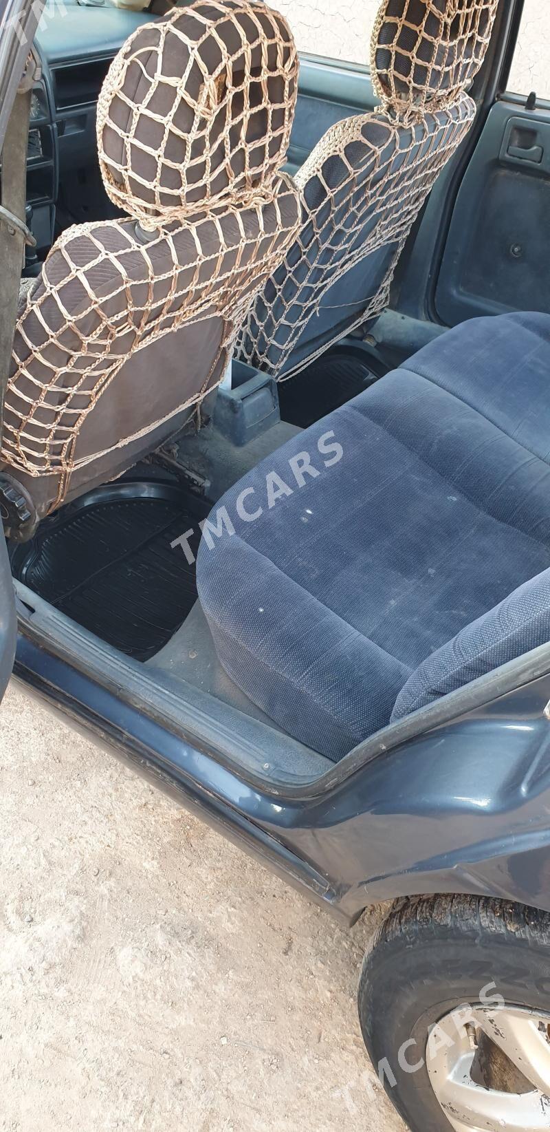 Opel Vectra 1990 - 30 000 TMT - Boldumsaz - img 6
