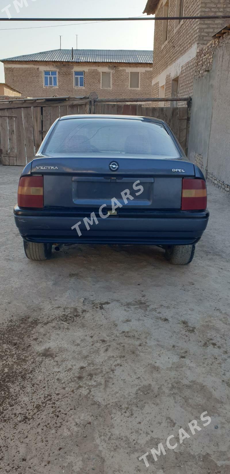 Opel Vectra 1990 - 30 000 TMT - Boldumsaz - img 3