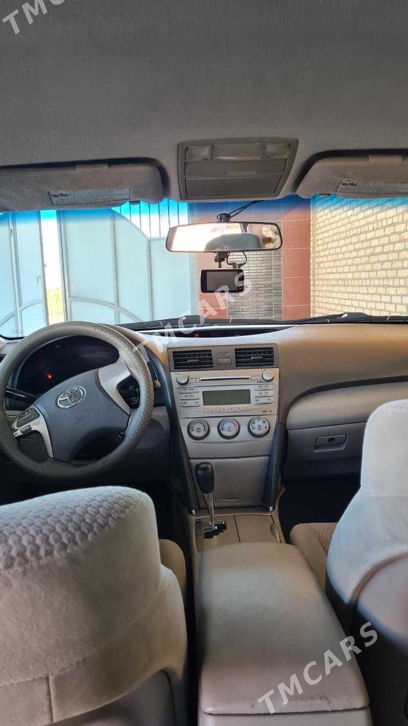 Toyota Camry 2009 - 192 000 TMT - Ёлётен - img 2