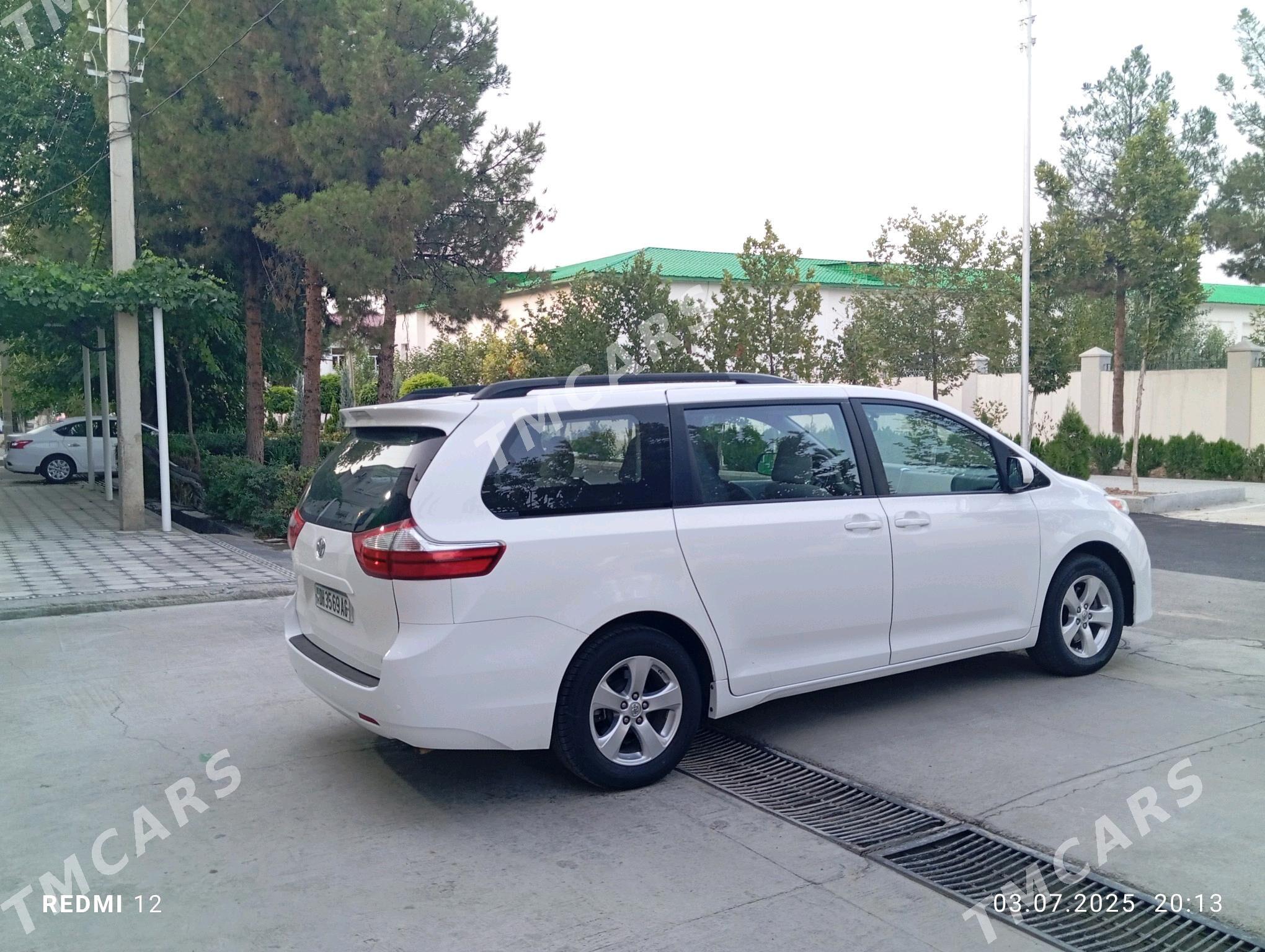 Toyota Sienna 2017 - 360 000 TMT - Aşgabat - img 6