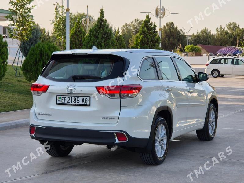 Toyota Highlander 2018 - 495 000 TMT - Aşgabat - img 6