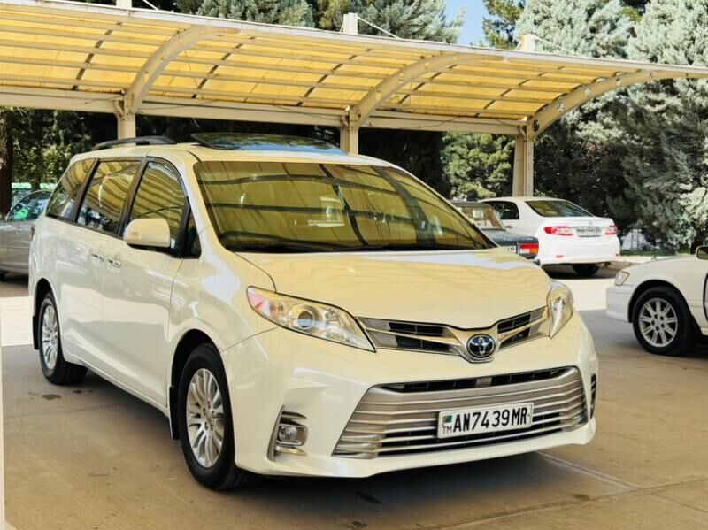 Toyota Sienna 2017 - 390 000 TMT - Мары - img 9