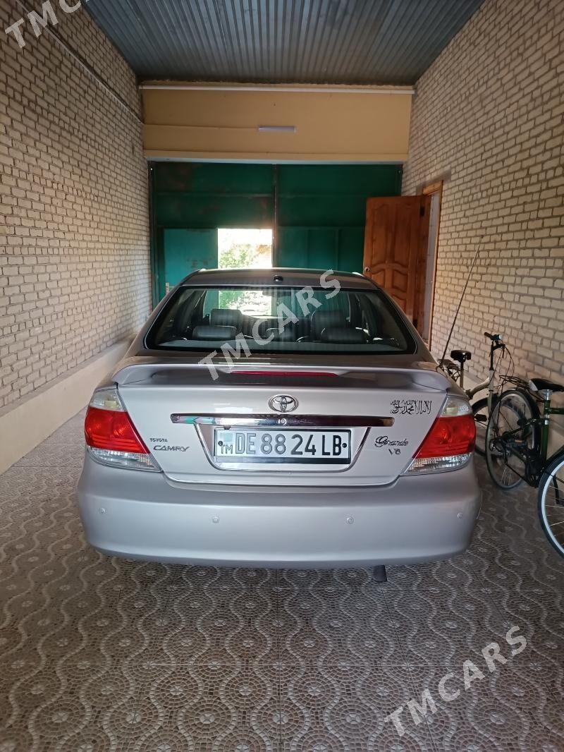 Toyota Camry 2005 - 245 000 TMT - Farap - img 3