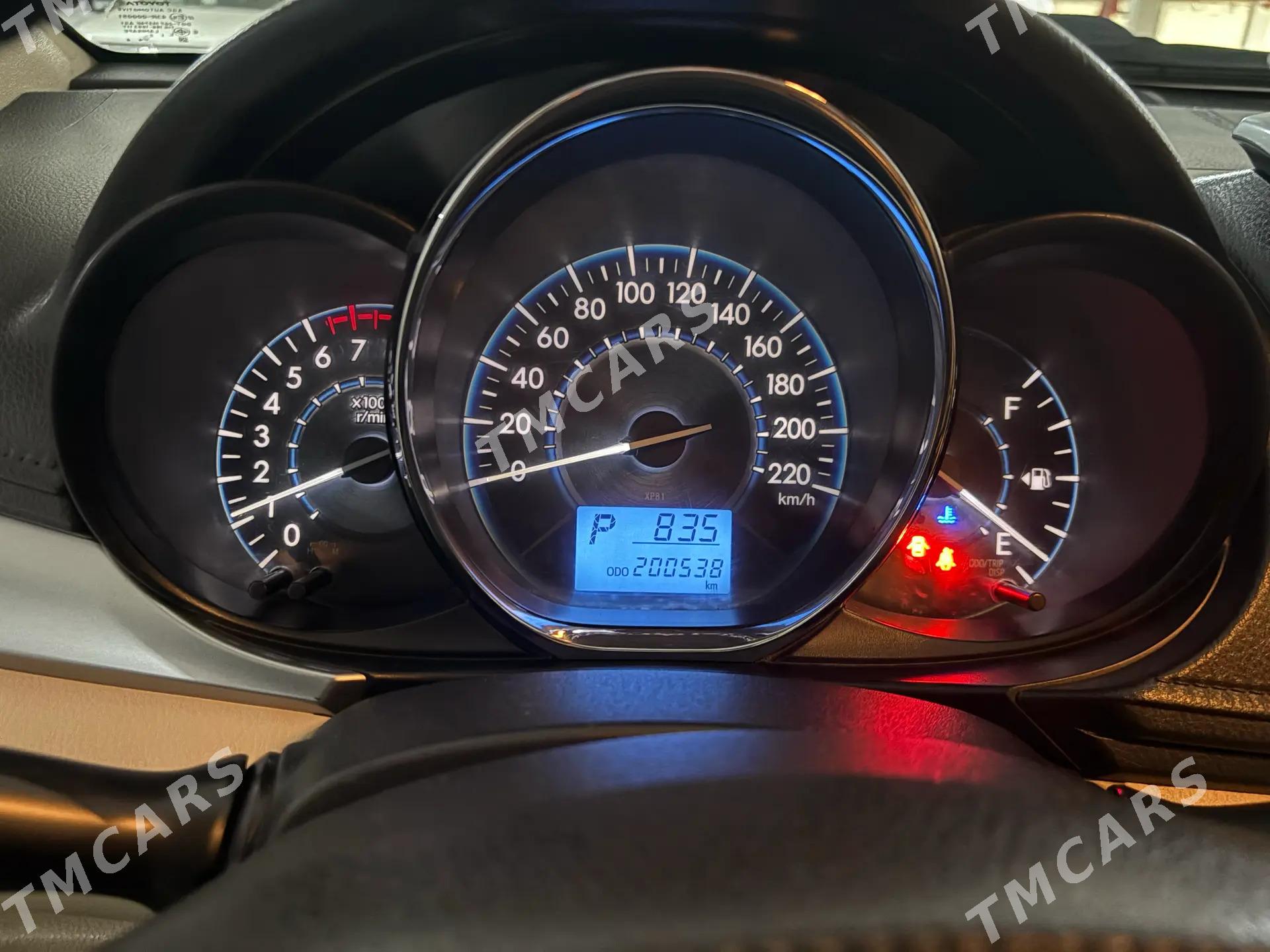 Toyota Yaris 2014 - 166 000 TMT - Ашхабад - img 6