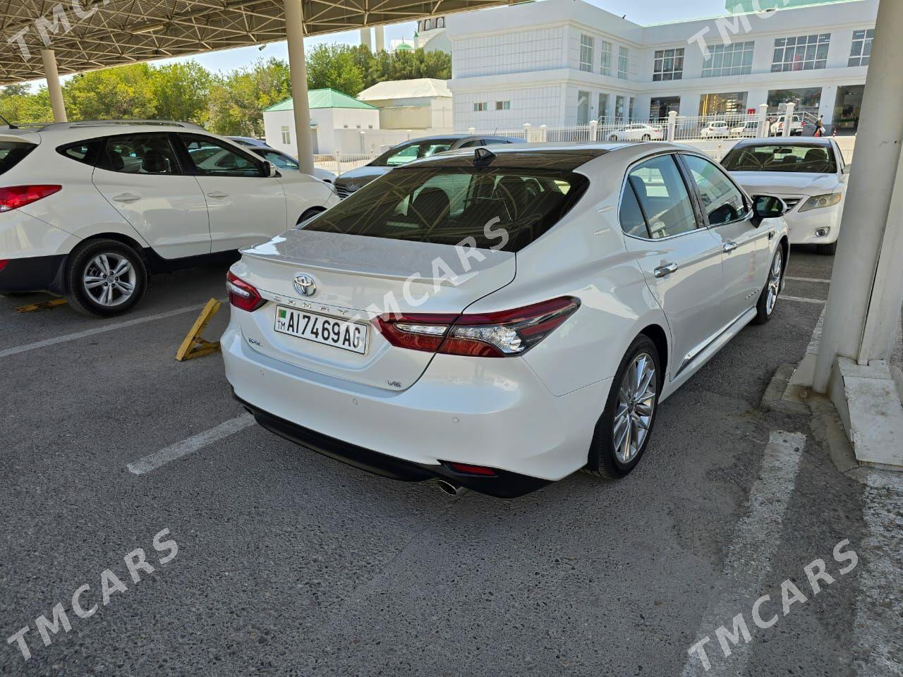 Toyota Camry 2022 - 485 000 TMT - Aşgabat - img 3