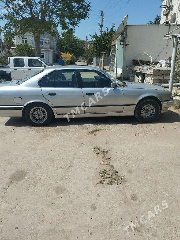 BMW 5 Series 1995 - 60 000 TMT - Türkmenbaşy - img 2