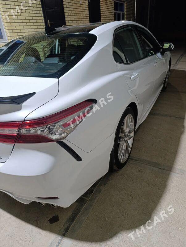 Toyota Camry 2019 - 310 000 TMT - Мары - img 2