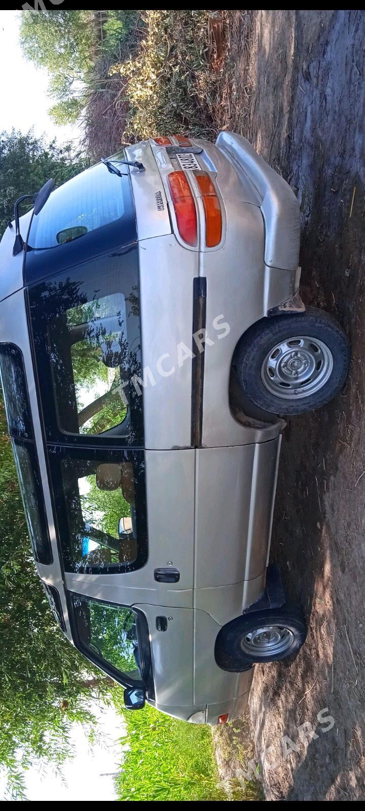 Toyota Town Ace 1992 - 30 000 TMT - етр. Туркменбаши - img 4