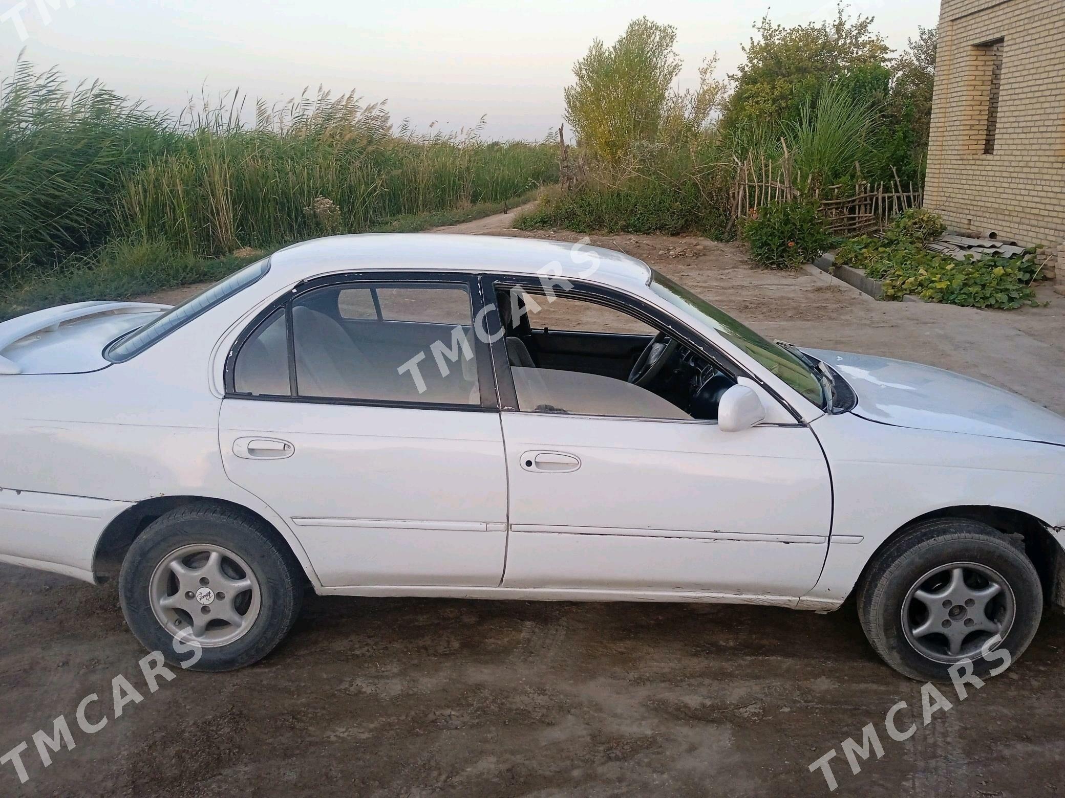 Toyota Corolla 1993 - 38 000 TMT - Сакар - img 4
