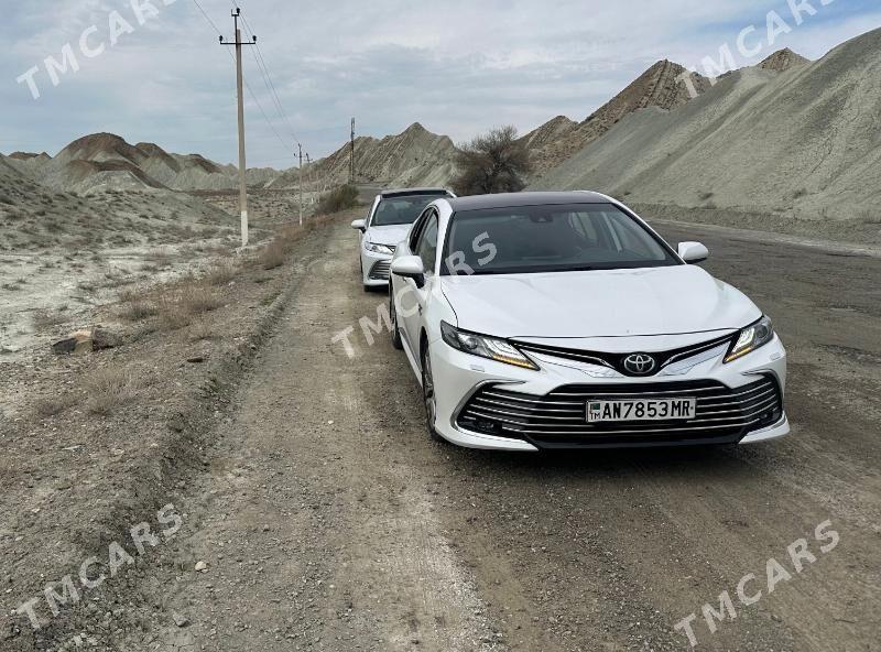 Toyota Camry 2021 - 310 000 TMT - Мары - img 2