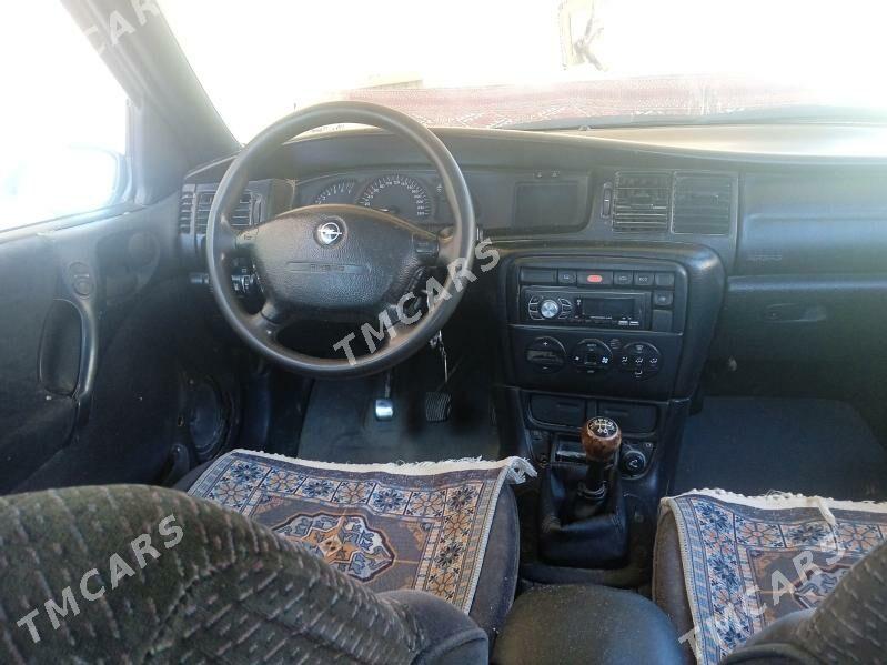 Opel Vectra 1997 - 50 000 TMT - Гурбансолтан Едже - img 10
