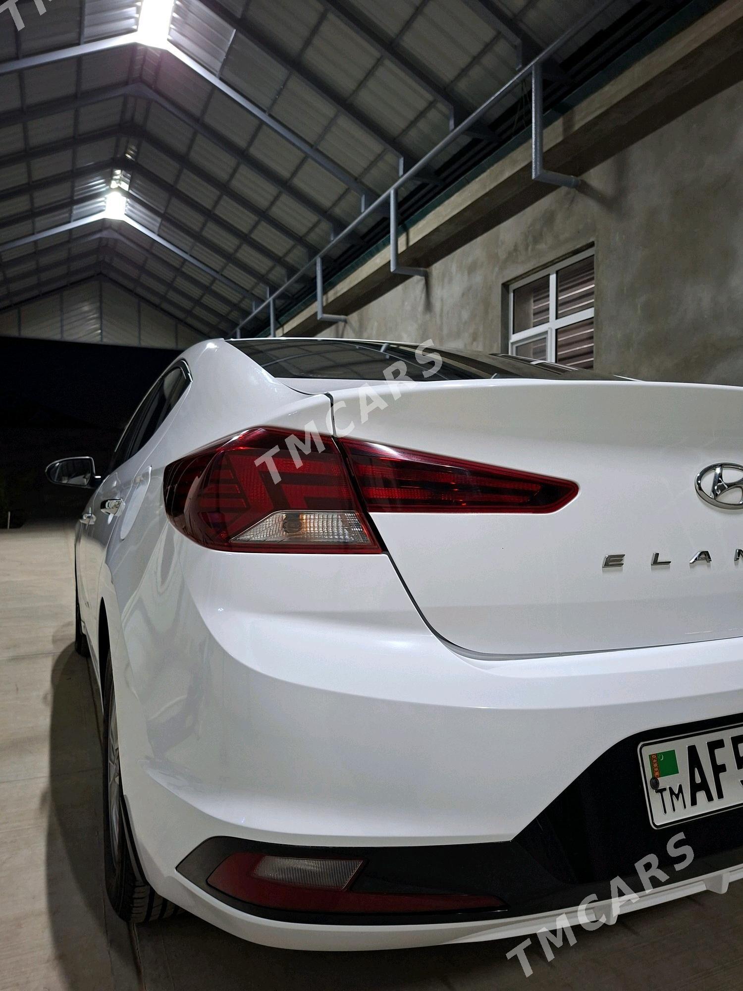 Hyundai Elantra 2019 - 209 000 TMT - Ашхабад - img 8