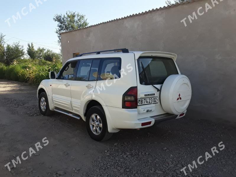 Mitsubishi Pajero 2000 - 80 000 TMT - Gubadag - img 4