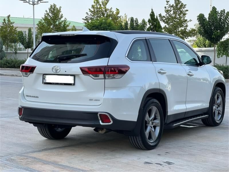 Toyota Highlander 2019 - 500 000 TMT - Aşgabat - img 5