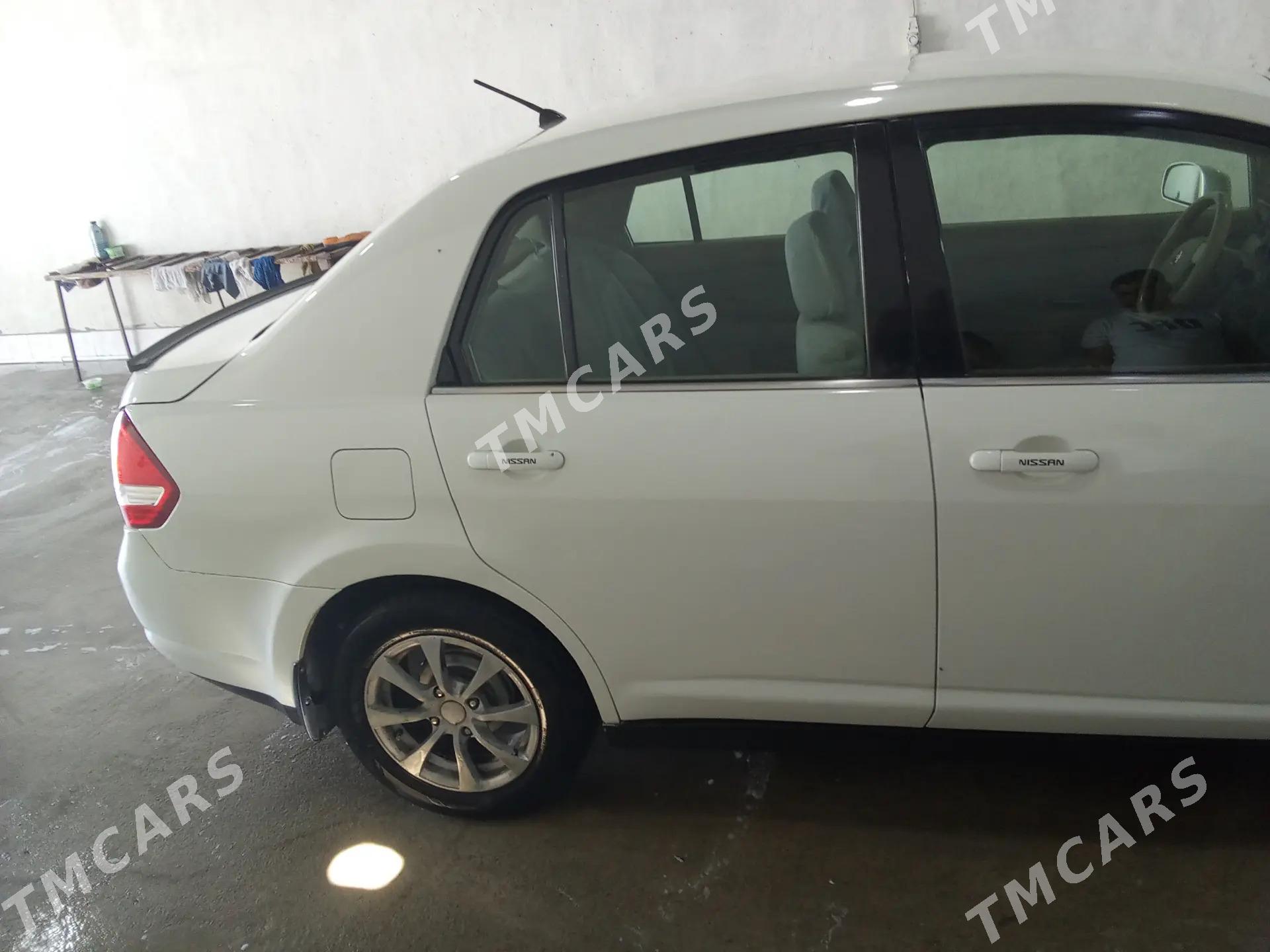 Nissan Tiida 2005 - 95 000 TMT - Гёкдепе - img 3