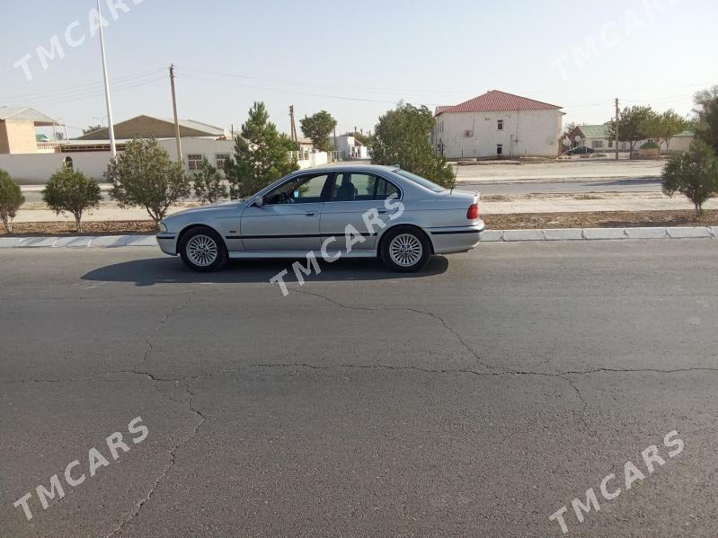 BMW 528 1996 - 65 000 TMT - Gyzylarbat - img 3
