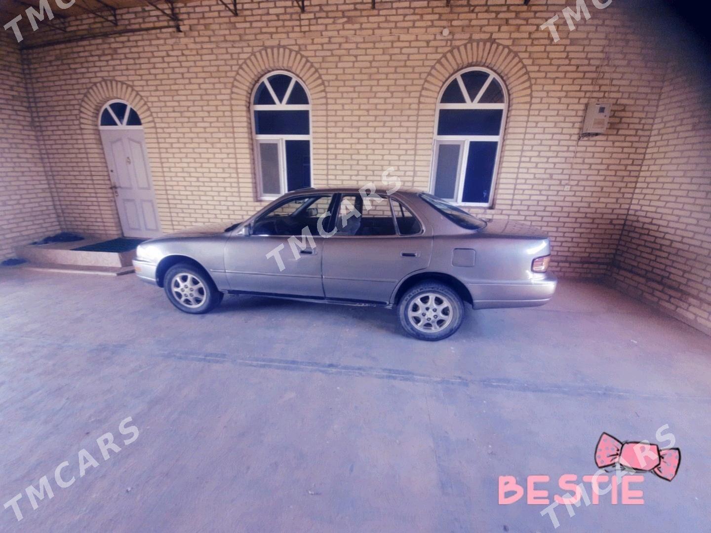 Toyota Camry 1992 - 70 000 TMT - Мургап - img 2