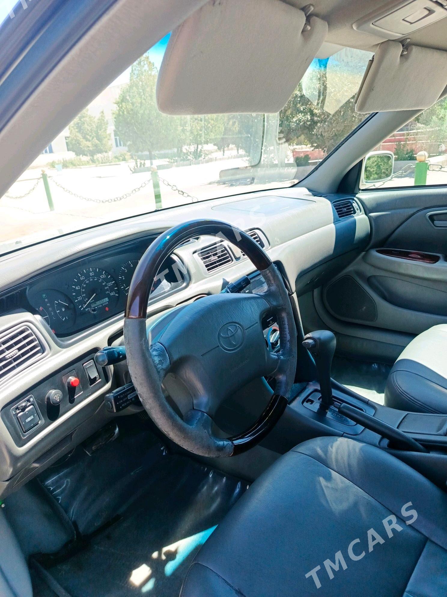 Toyota Camry 2000 - 150 000 TMT - Köneürgenç - img 3