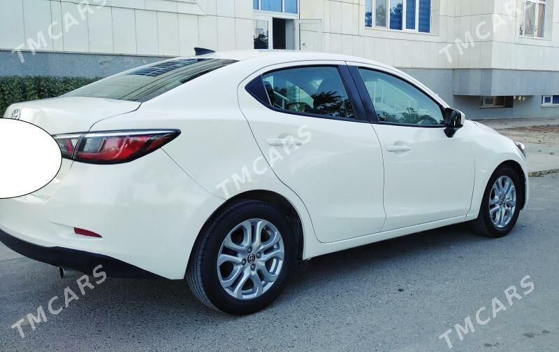 Toyota Yaris 2017 - 154 000 TMT - Ашхабад - img 4
