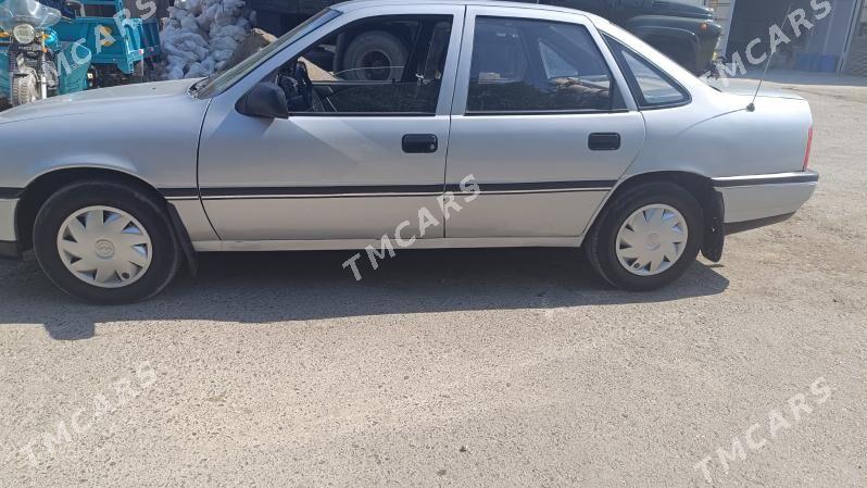 Opel Vectra 1989 - 25 000 TMT - Туркменабат - img 5